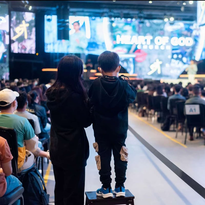 Entrusting $1400 Cameras In 7-Year-Old Hands